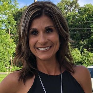 Meet your Posher, Roxanne